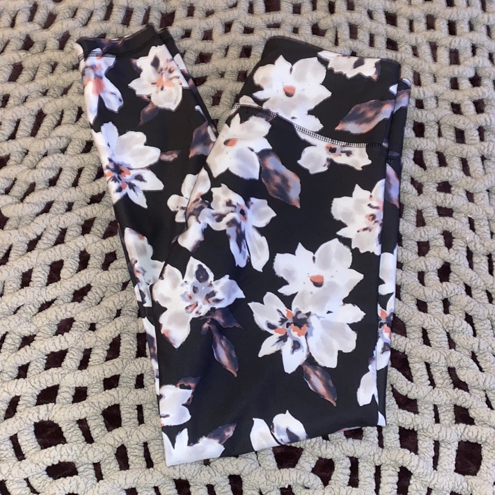 Zobha Womens High Waisted Floral Leggings Medium